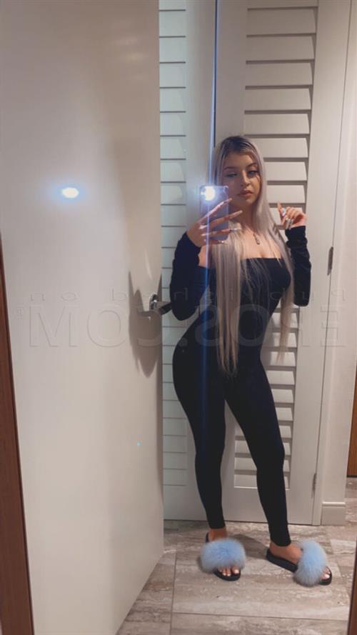 Alizzia, escort i Karlshamn - 6770