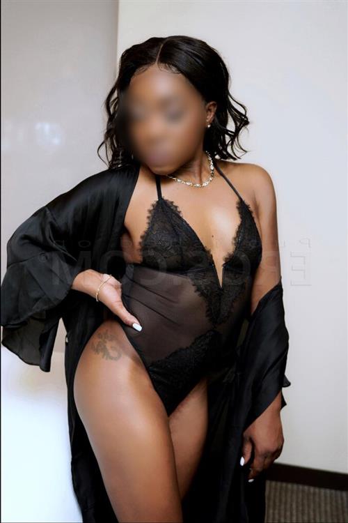 Nora-Elise, escort i Kristinehamn - 999