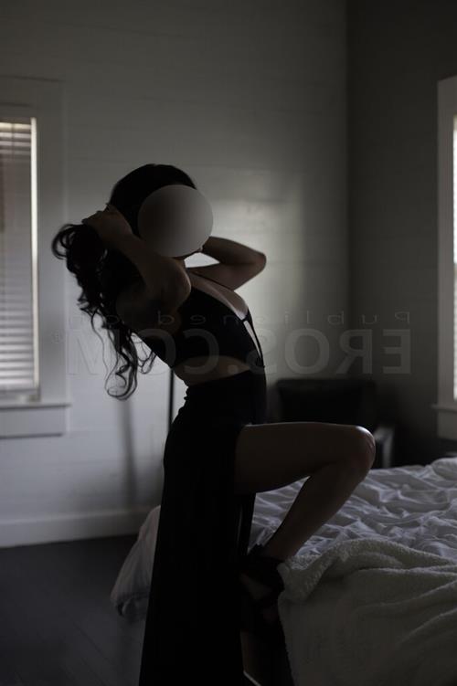 Rooshna, escort i Borås - 9770